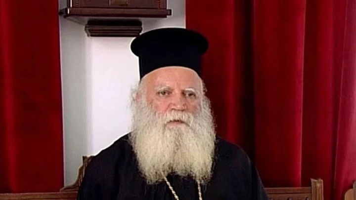 Ο Μητροπολίτης Κυθήρων μηνύει συντελεστές θεατρικής παράστασης – Δείτε γιατί